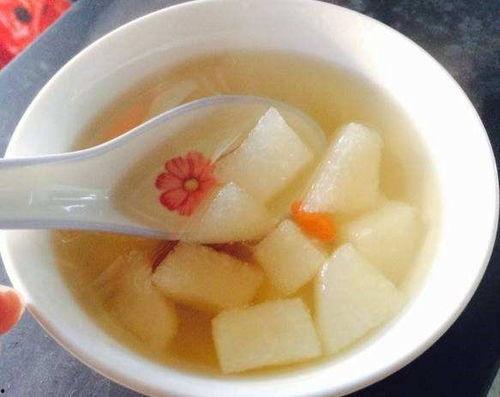 孕妇可以吃冰糖雪梨瓜,冰糖雪梨瓜，润肺止咳的天然良方