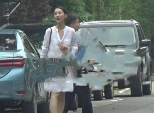 吃瓜保安大爷,揭秘娱乐圈背后的故事