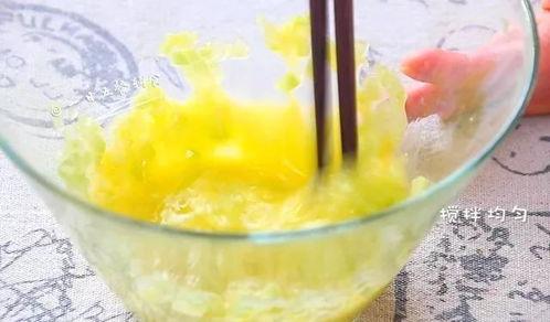 小丁吃瓜,揭秘娱乐圈那些不为人知的幕后故事