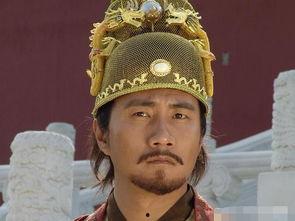 吃瓜路过的老头,揭秘街头巷尾的趣味人生